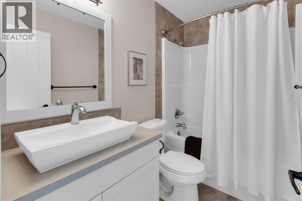 Single Family House for Sale in  Quarry Park Boulevard SE Douglasdale/Glen Calgary 