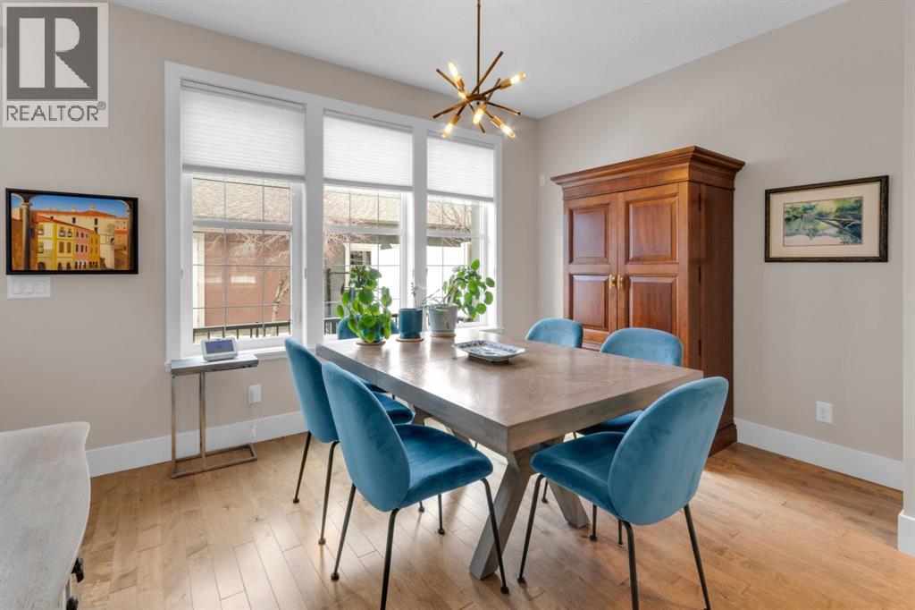 Single Family House for Sale in  Quarry Park Boulevard SE Douglasdale/Glen Calgary 