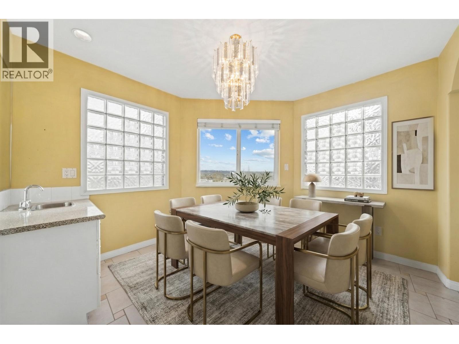 2312 MARINE DRIVE, New Westminster