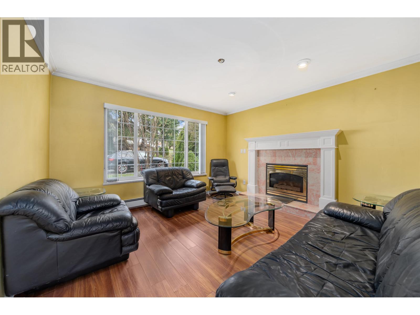 2312 MARINE DRIVE, New Westminster