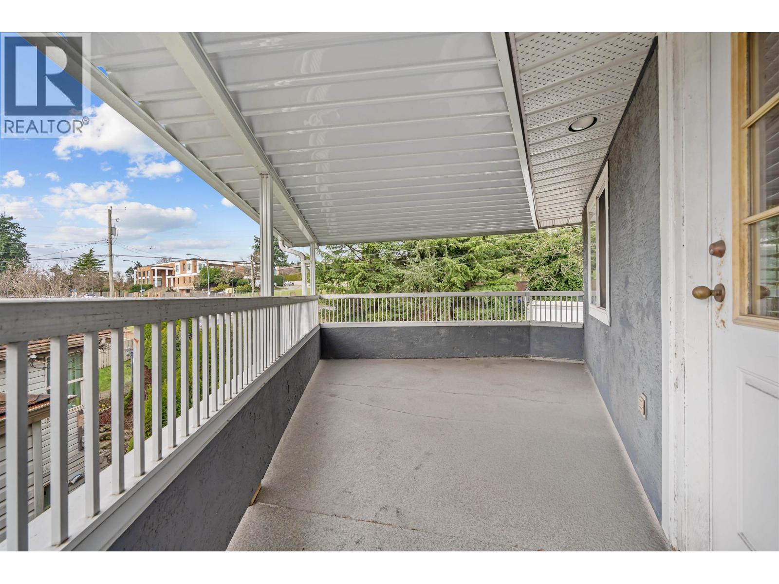 2312 MARINE DRIVE, New Westminster