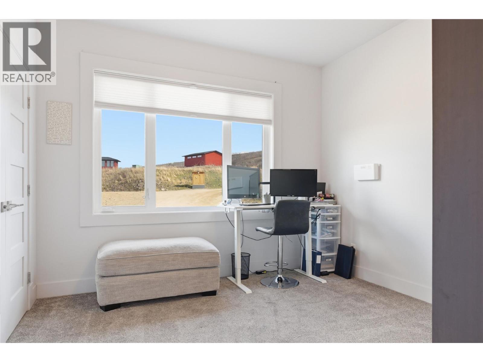 463 Golfview Place, Spallumcheen