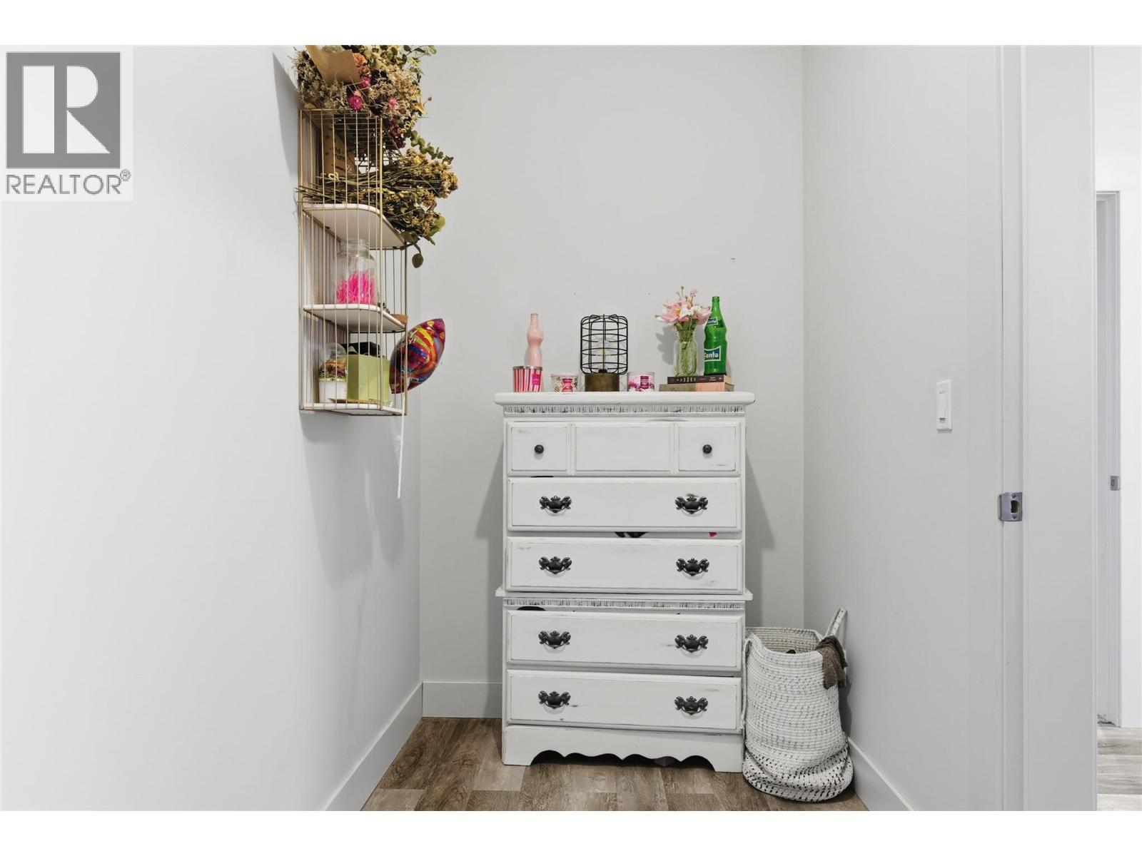 463 Golfview Place - 38