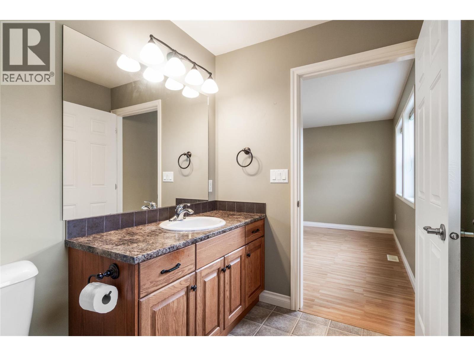 1231 10 Street SW Unit# 19, Salmon Arm