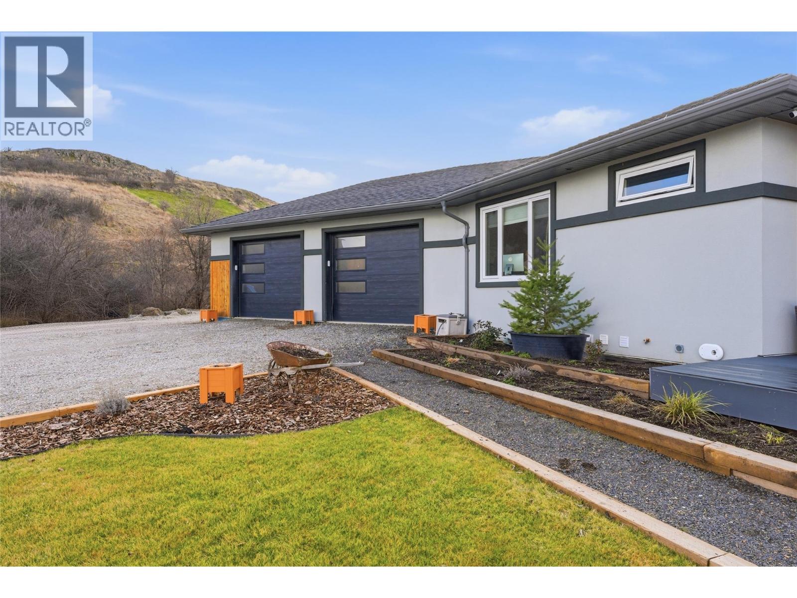463 Golfview Place - 2