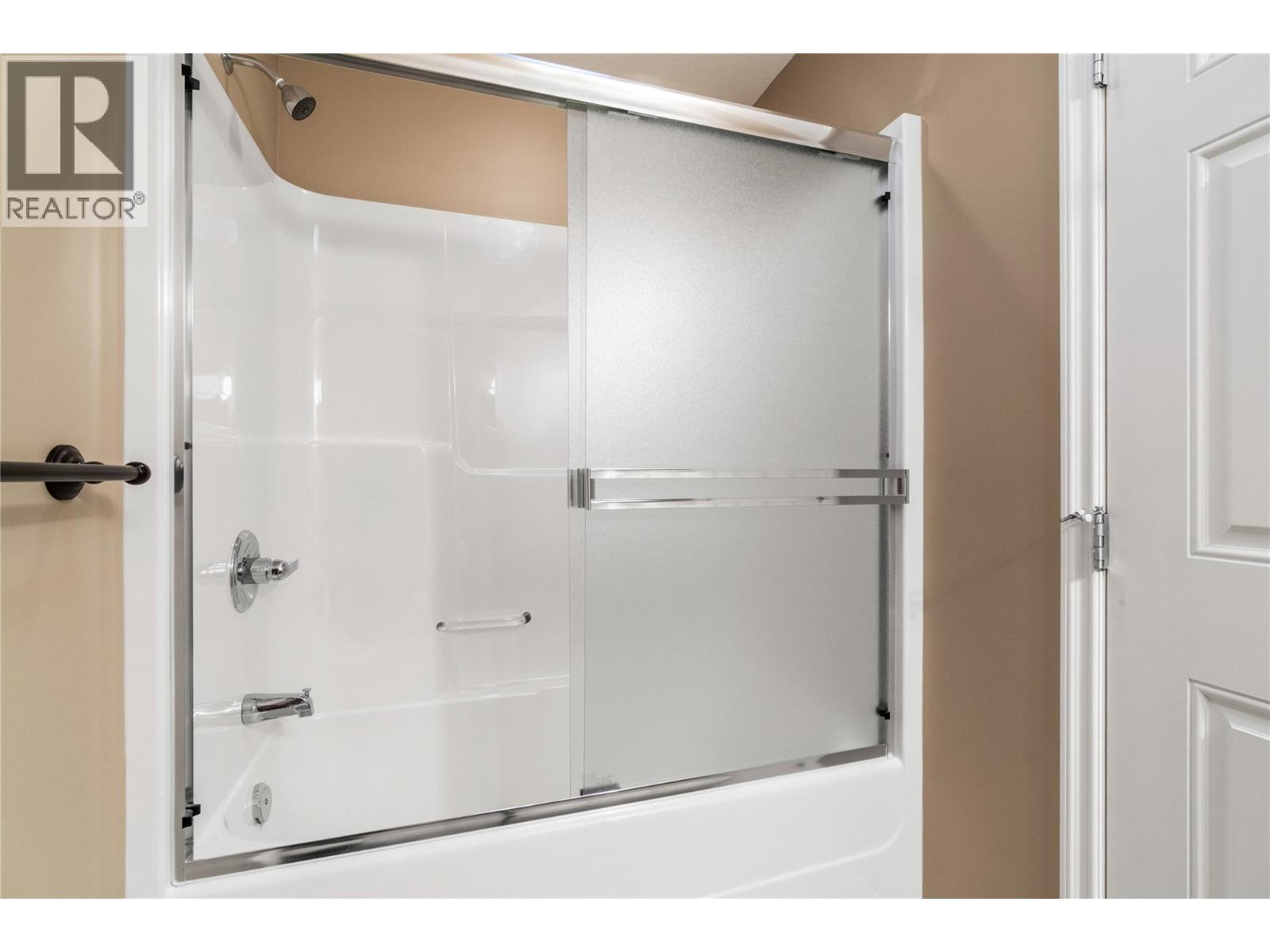 1231 10 Street SW Unit# 19, Salmon Arm