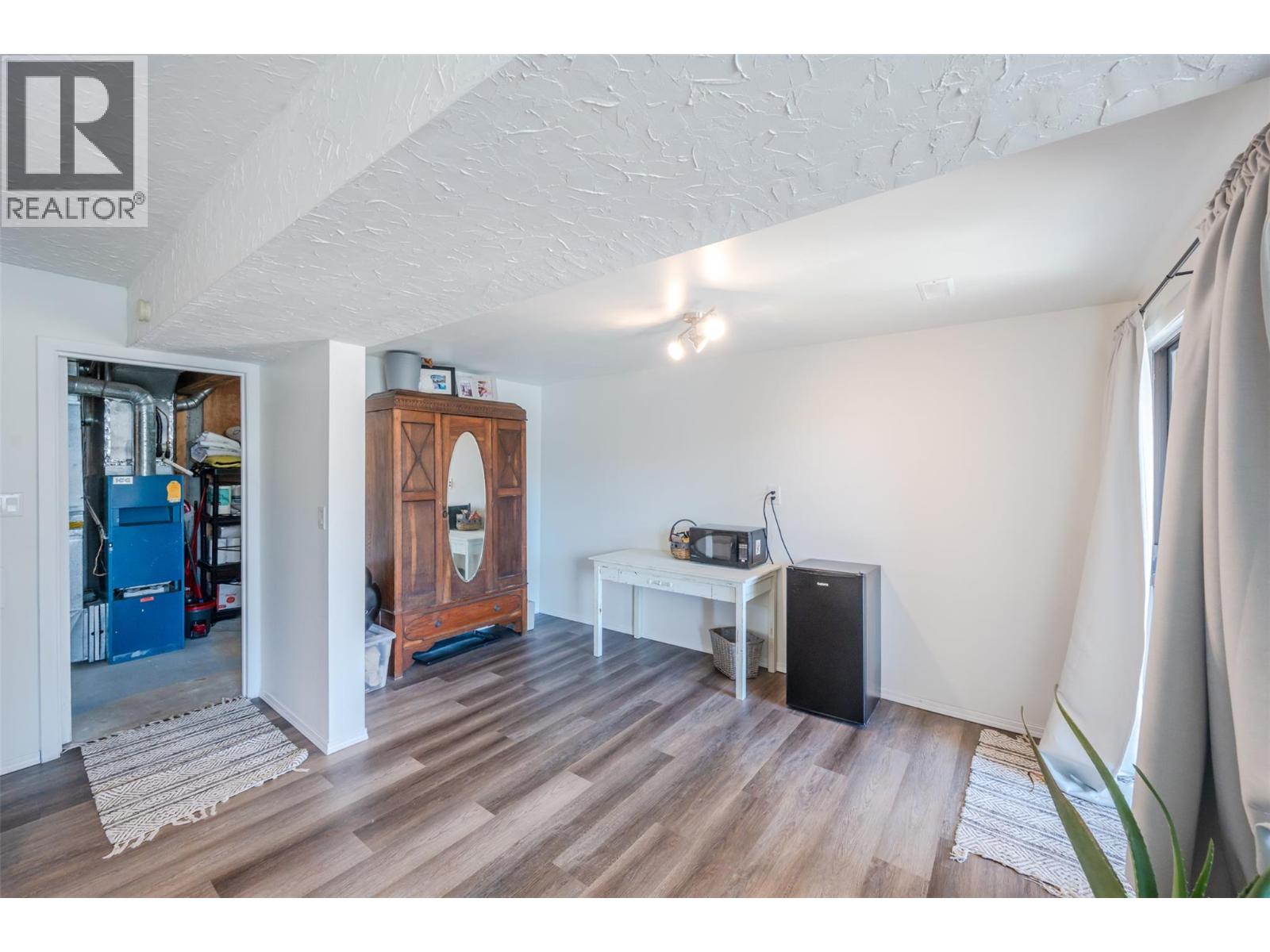 8043 VEDETTE Drive Unit# 1A, Osoyoos