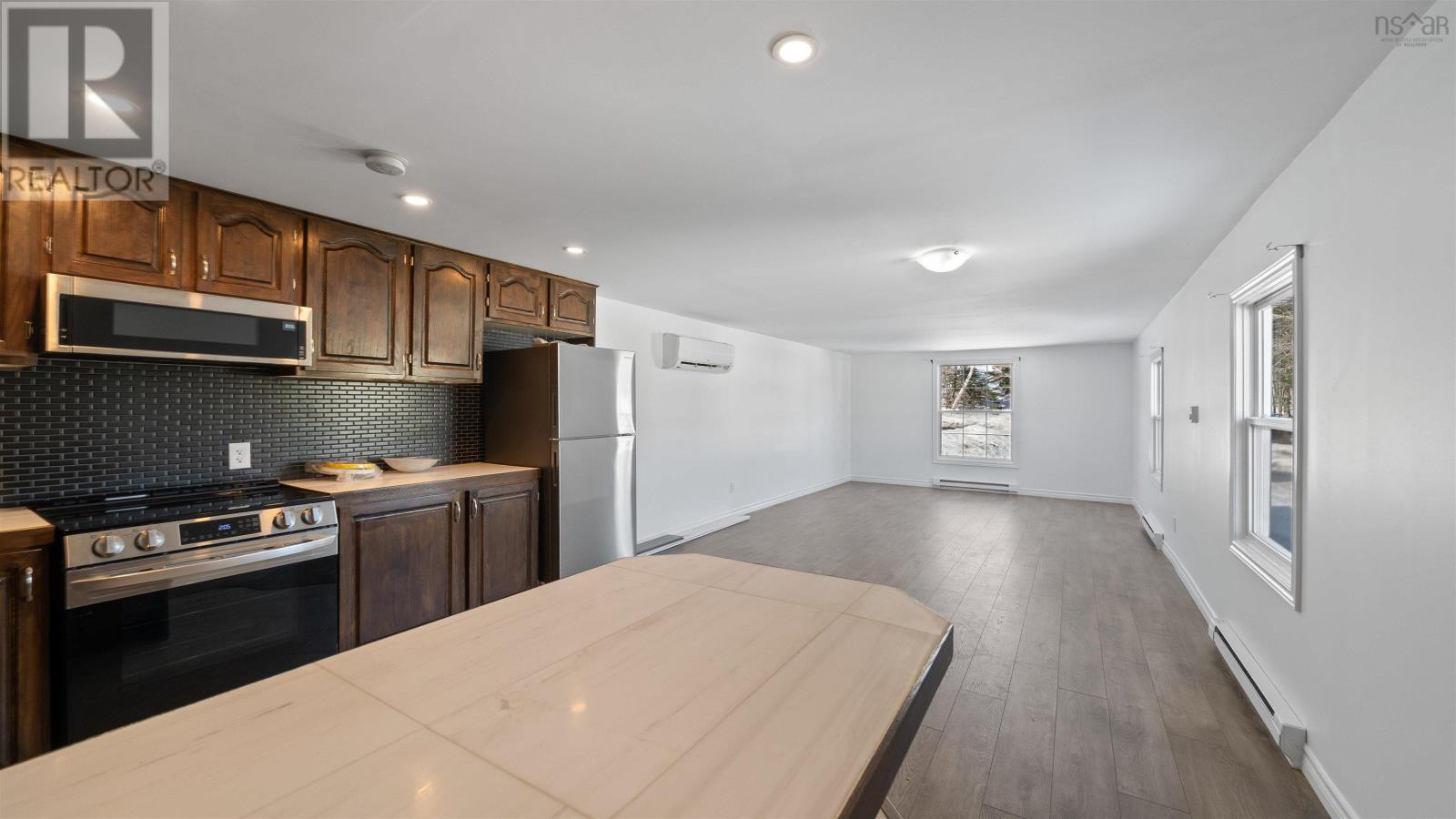 Property 42 of 49 of 4 Third Street