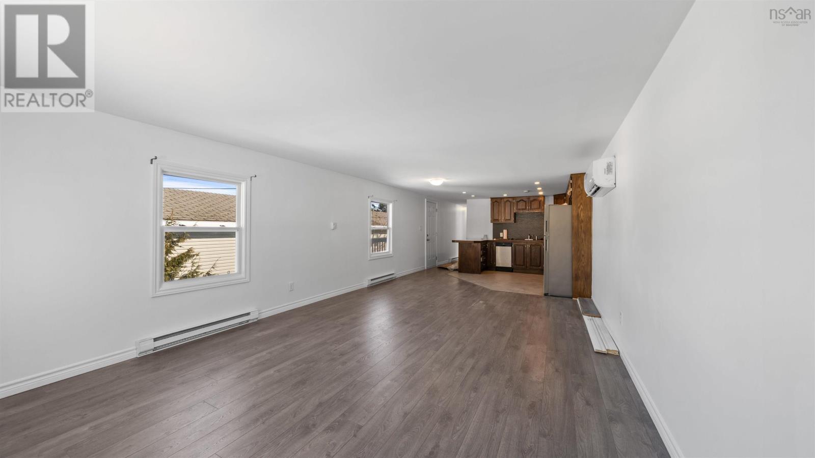 Property 36 of 49 of 4 Third Street