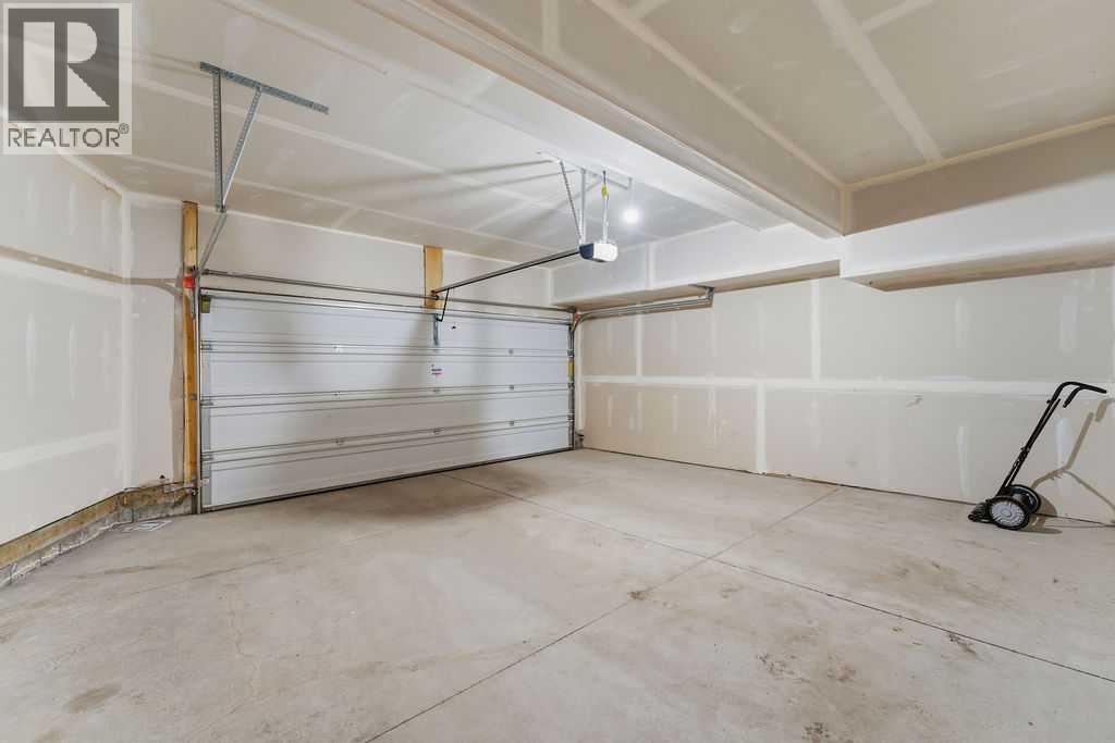 1893 carrington Boulevard NW, Calgary, Alberta