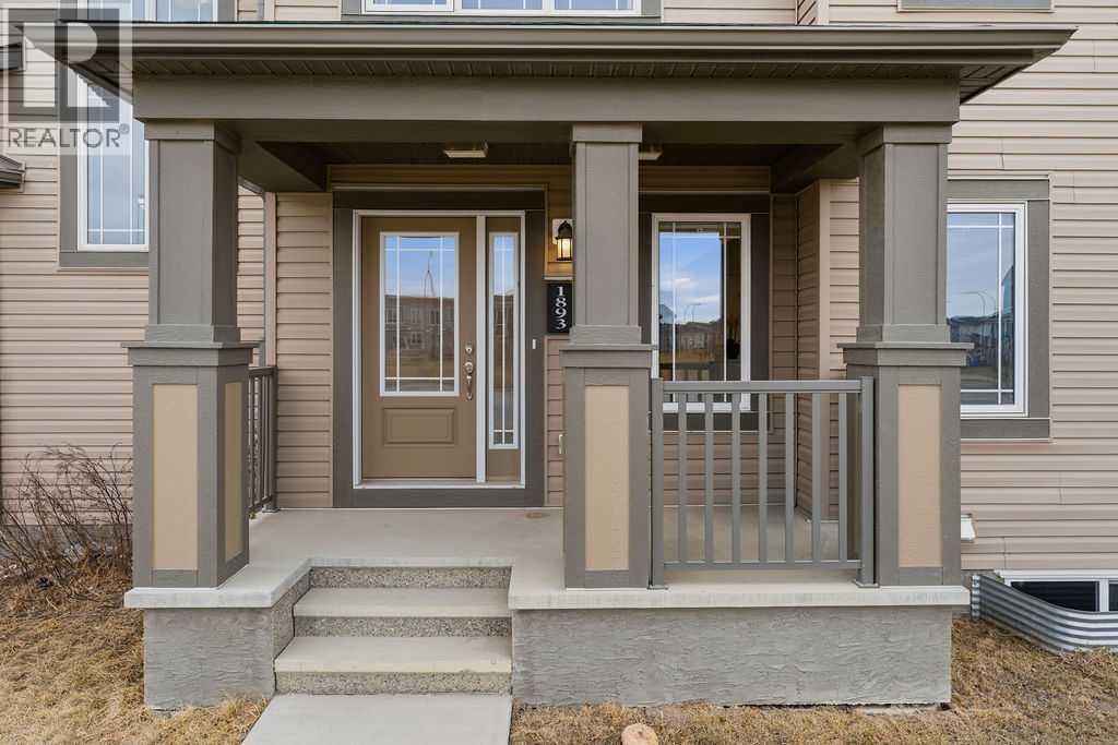Single Family House for Sale in  carrington Boulevard NW Carrington Calgary 