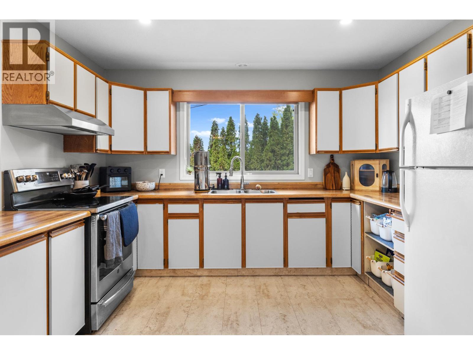  3060 Gulley Road, Kelowna