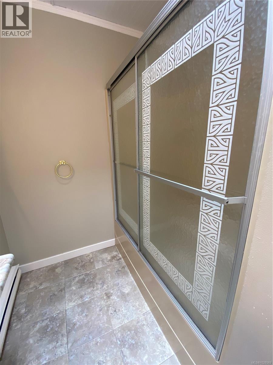 531 SAVARY CRES - 10