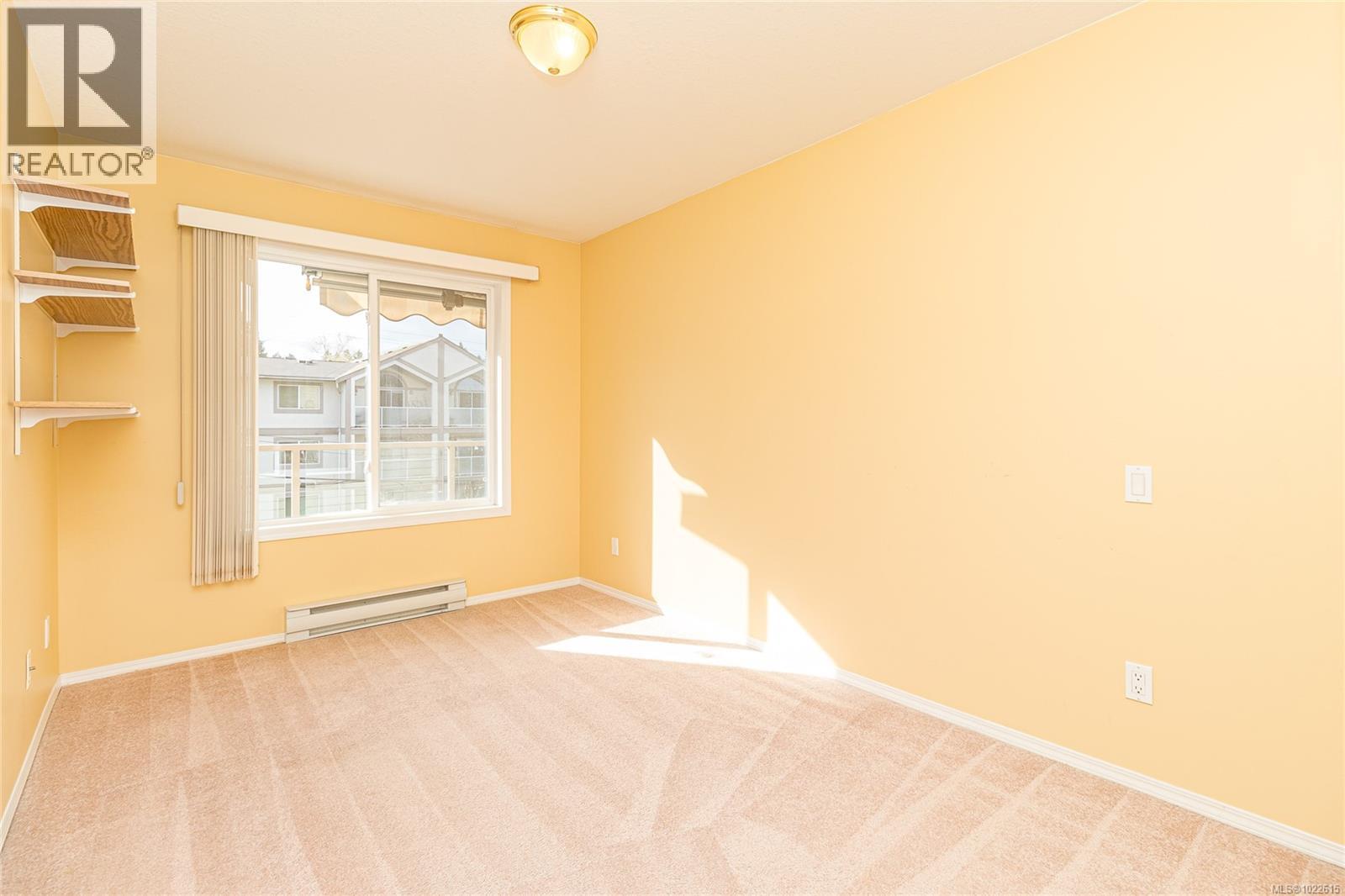 303 245 First St, Duncan