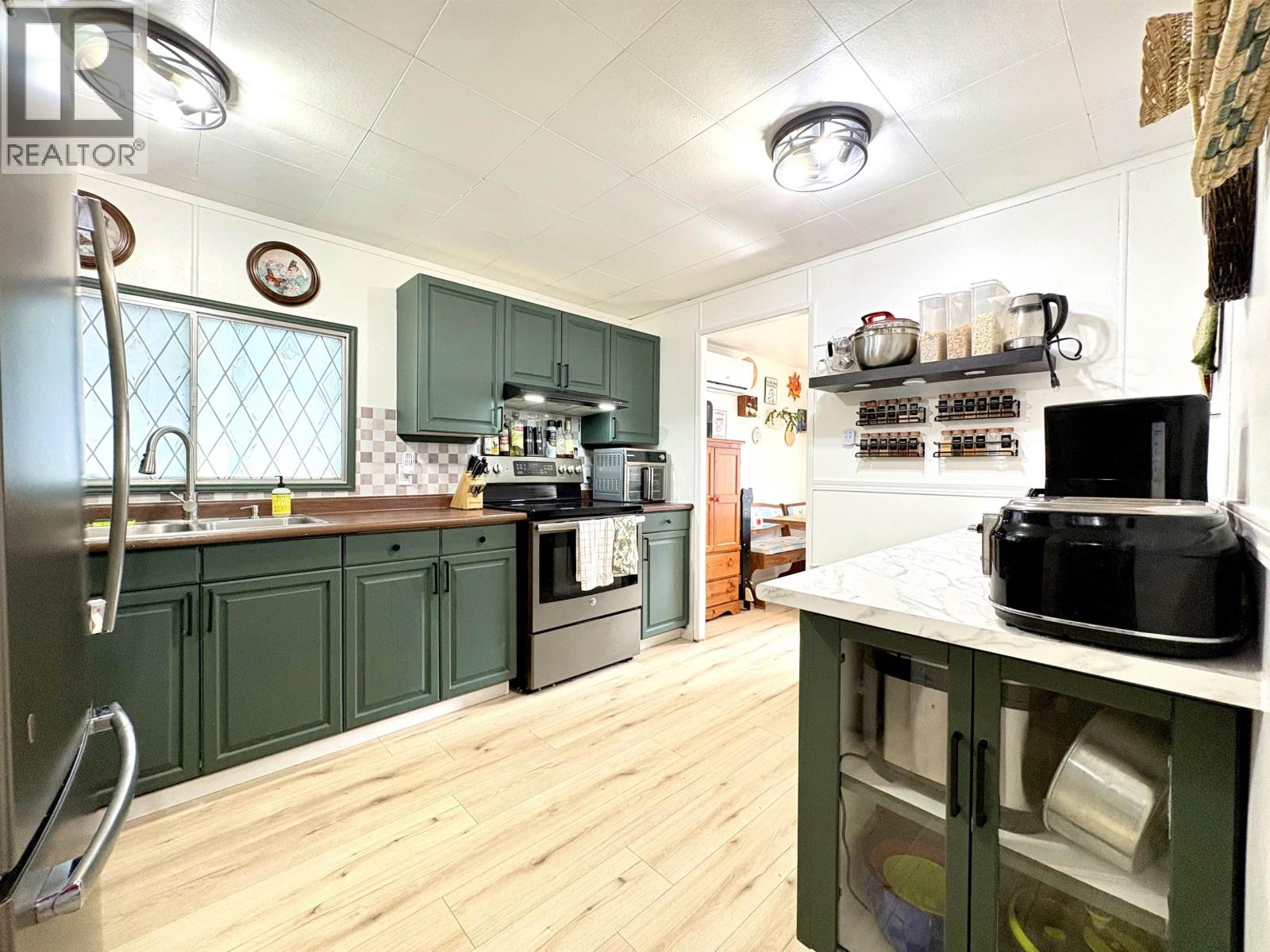 3984 GLENDALE DRIVE, Prince George