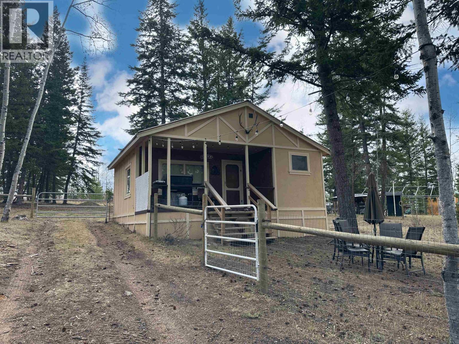 882 S GREEN LAKE ROAD - 1