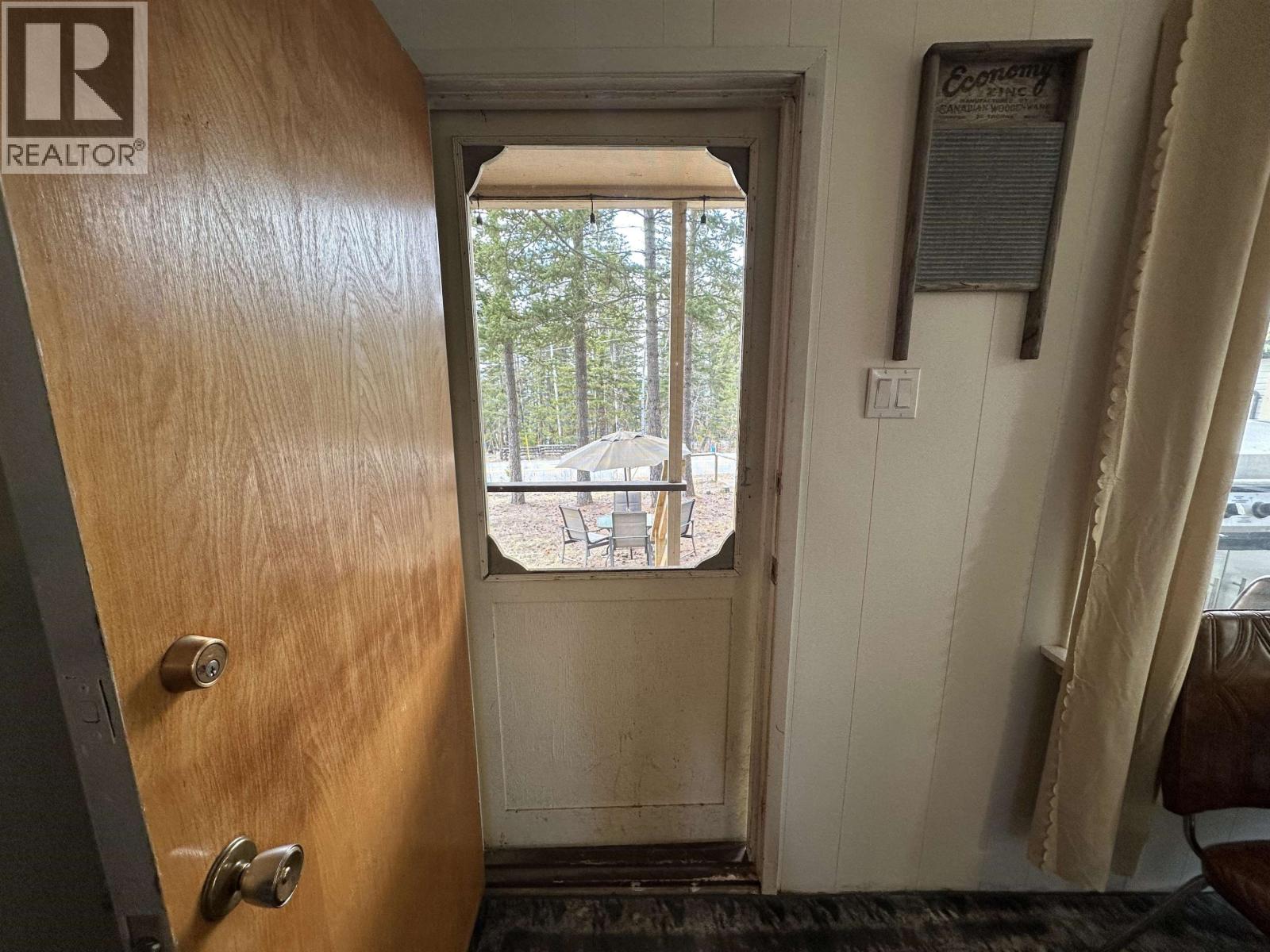 882 S GREEN LAKE ROAD - 14