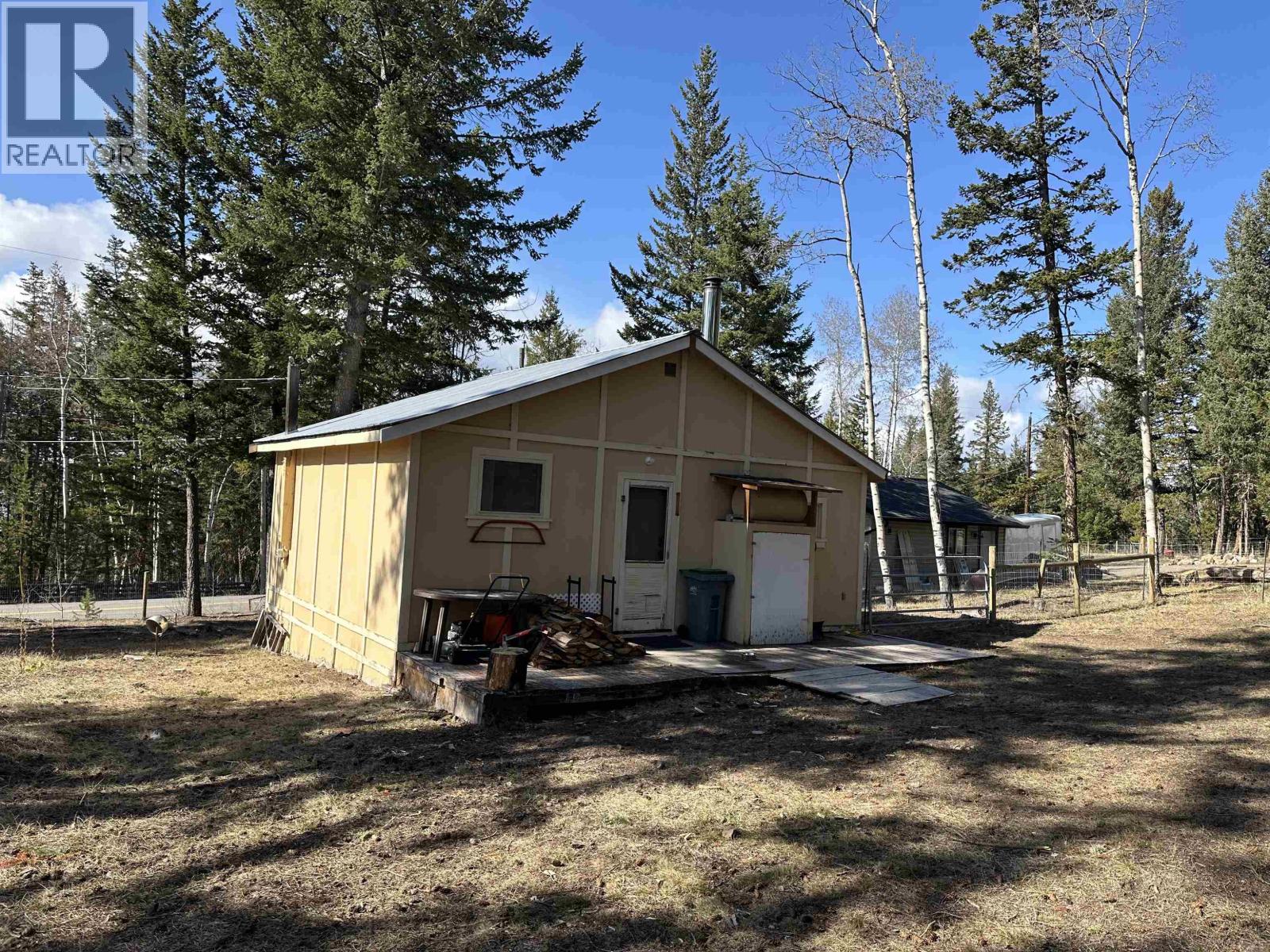 882 S GREEN LAKE ROAD - 17