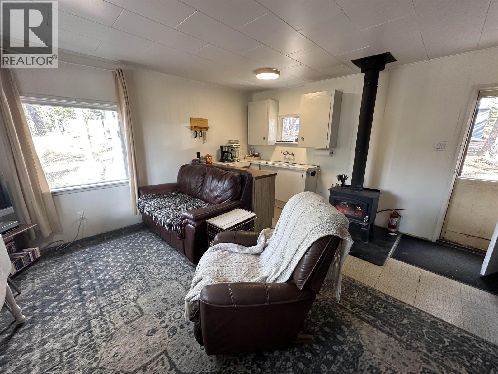 882 S GREEN LAKE ROAD - 9