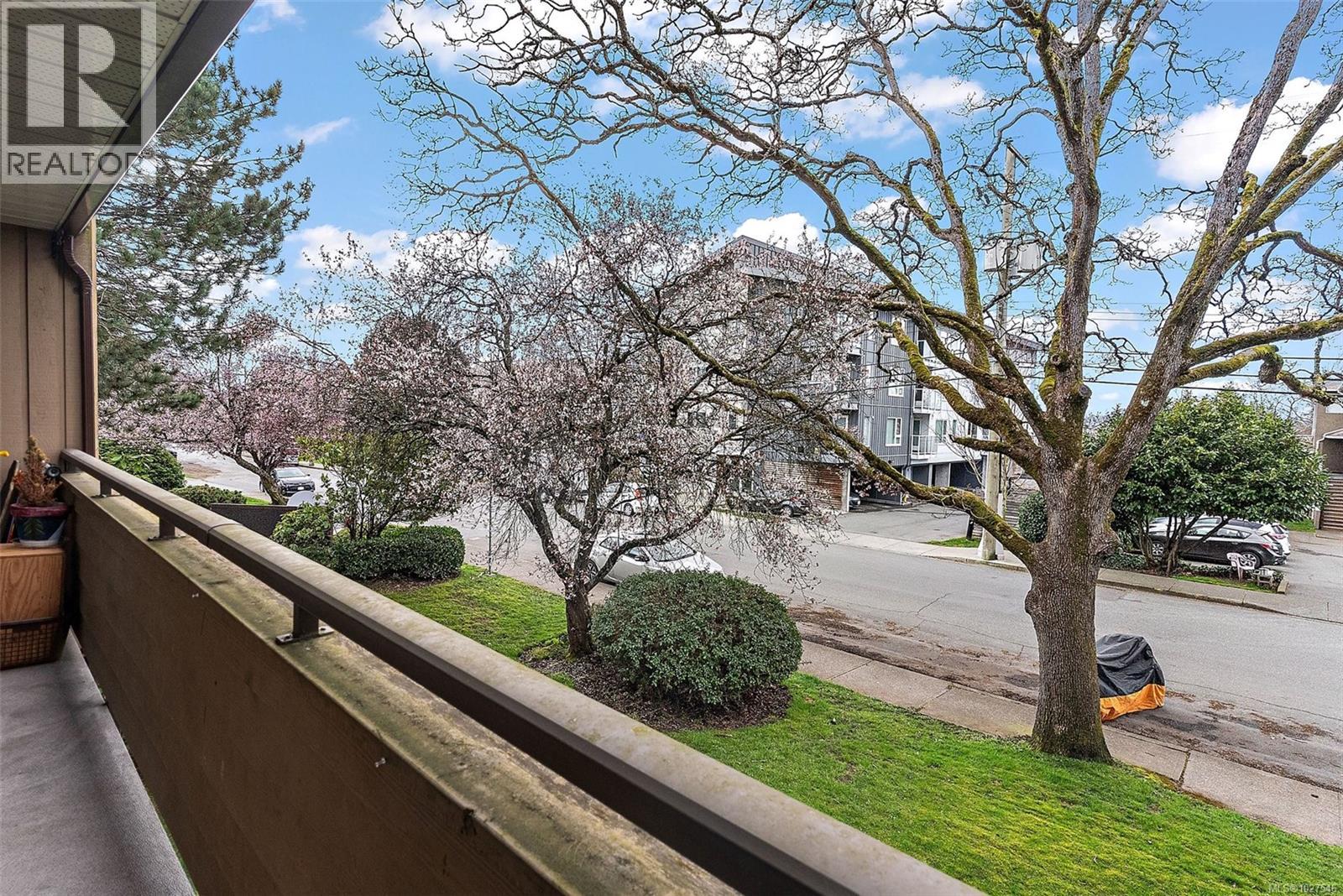 #209 3215 ALDER ST - 12