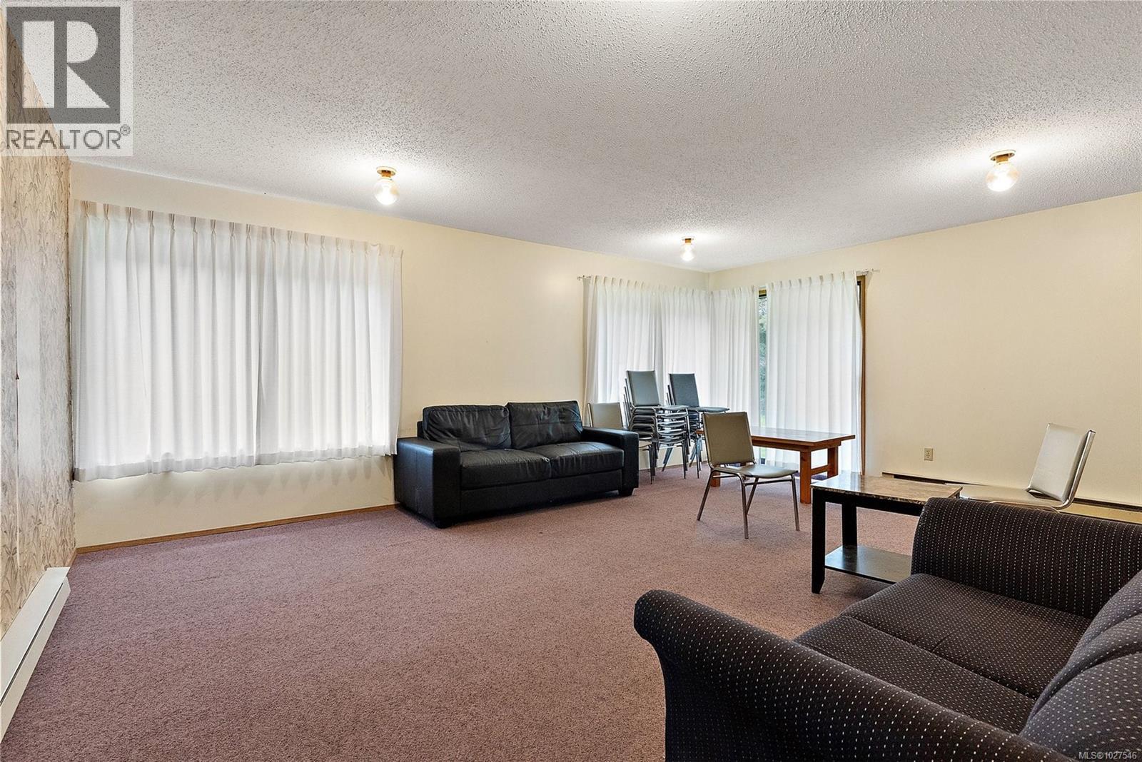 #209 3215 ALDER ST - 17