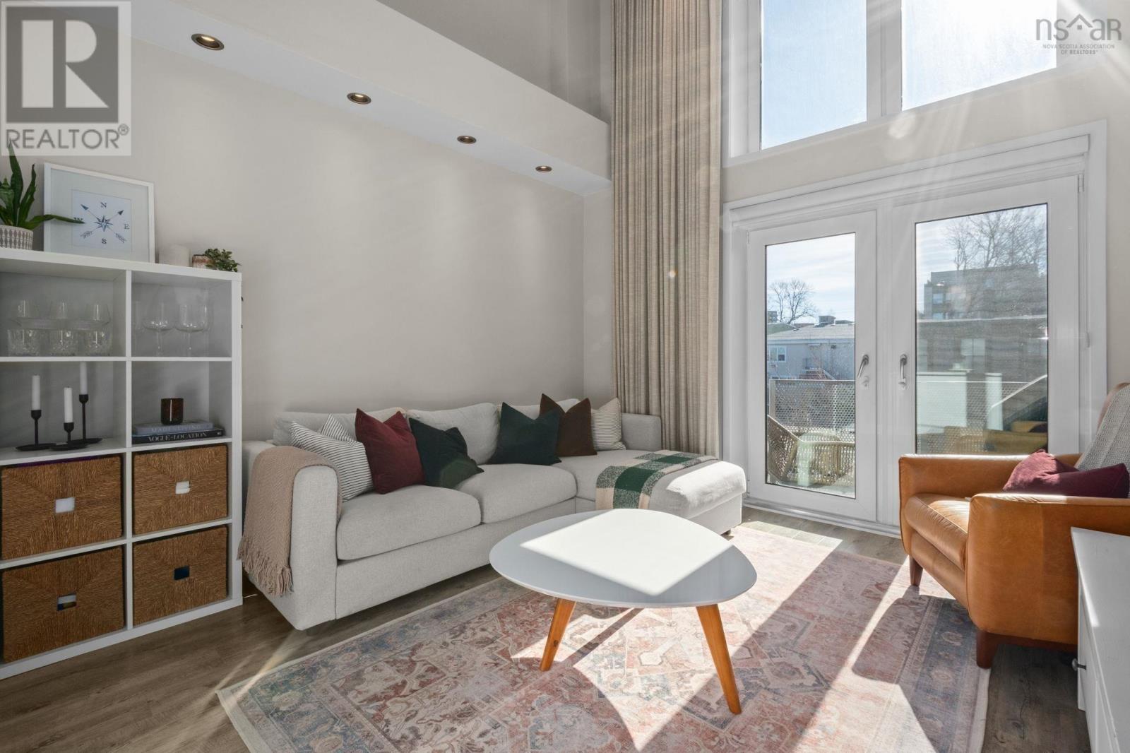 Property 12 of 50 of 216 5662 Roberts Street