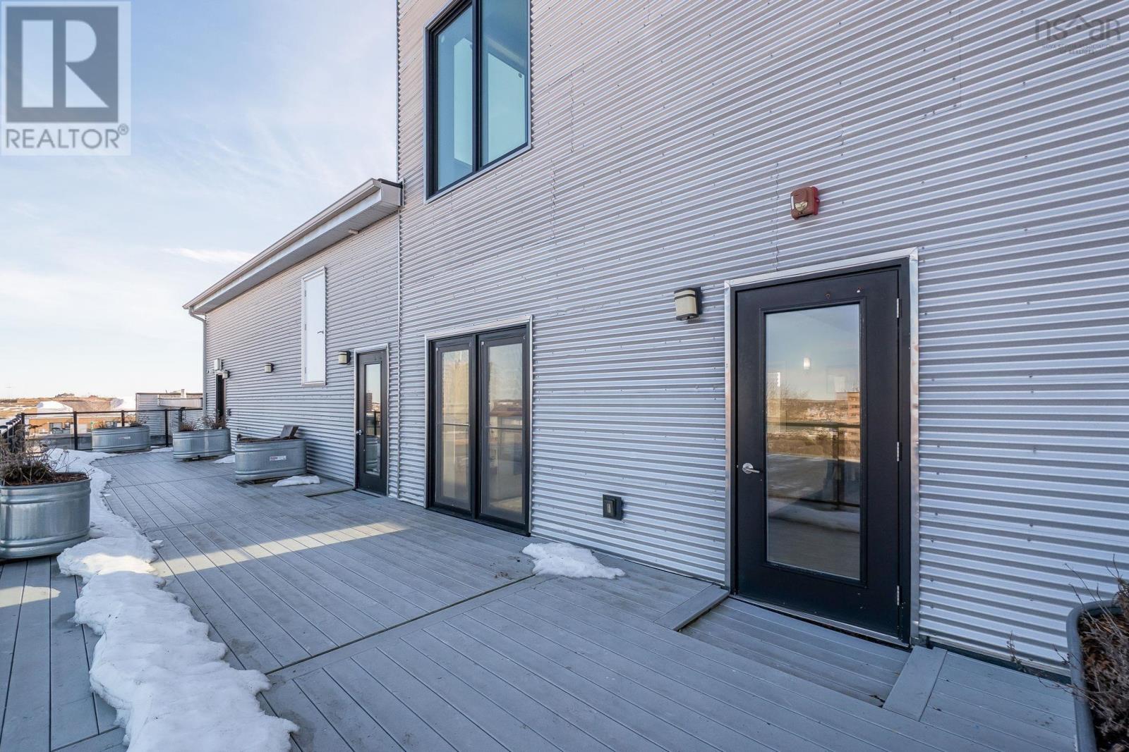 Property 46 of 50 of 216 5662 Roberts Street