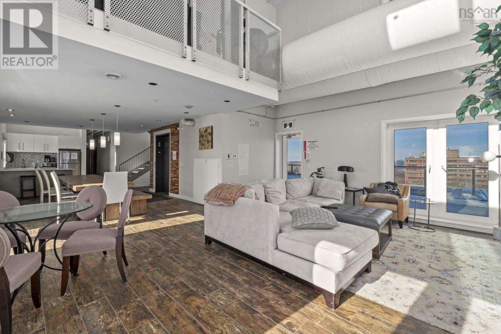 Property 38 of 50 of 216 5662 Roberts Street