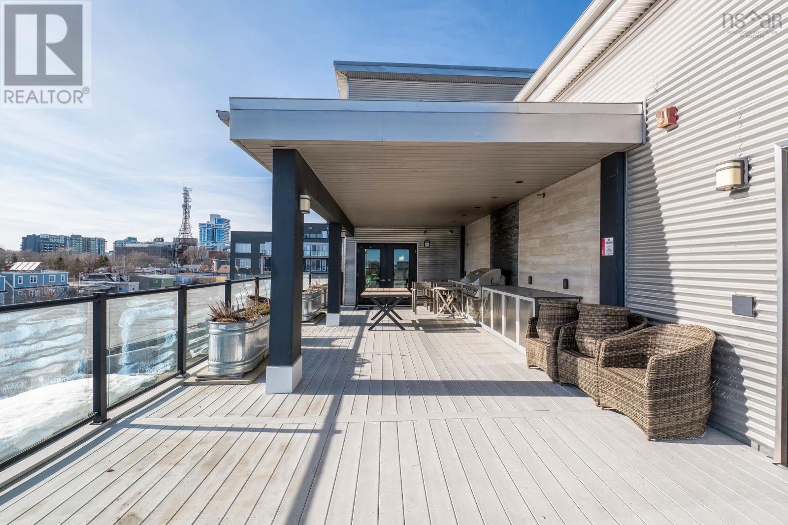 Property 44 of 50 of 216 5662 Roberts Street