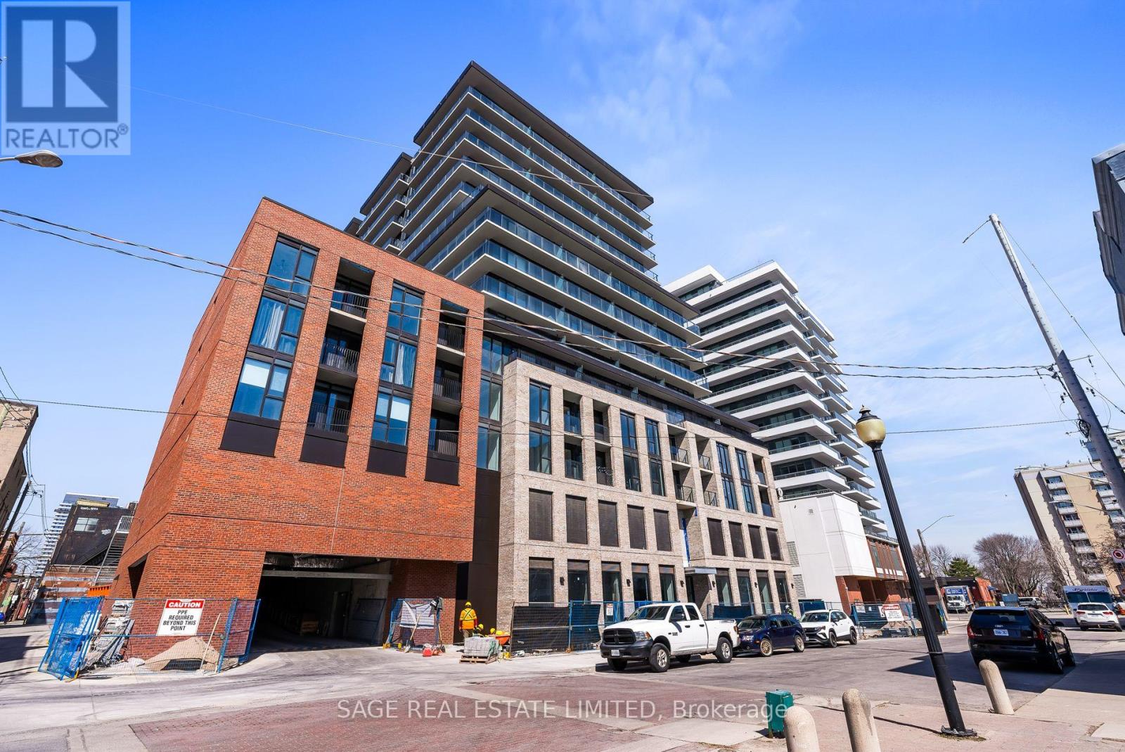 1004 - 1 JARVIS STREET