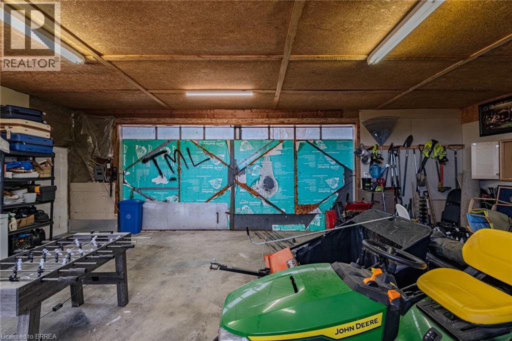 1546 WINDHAM CENTRE Road - 18