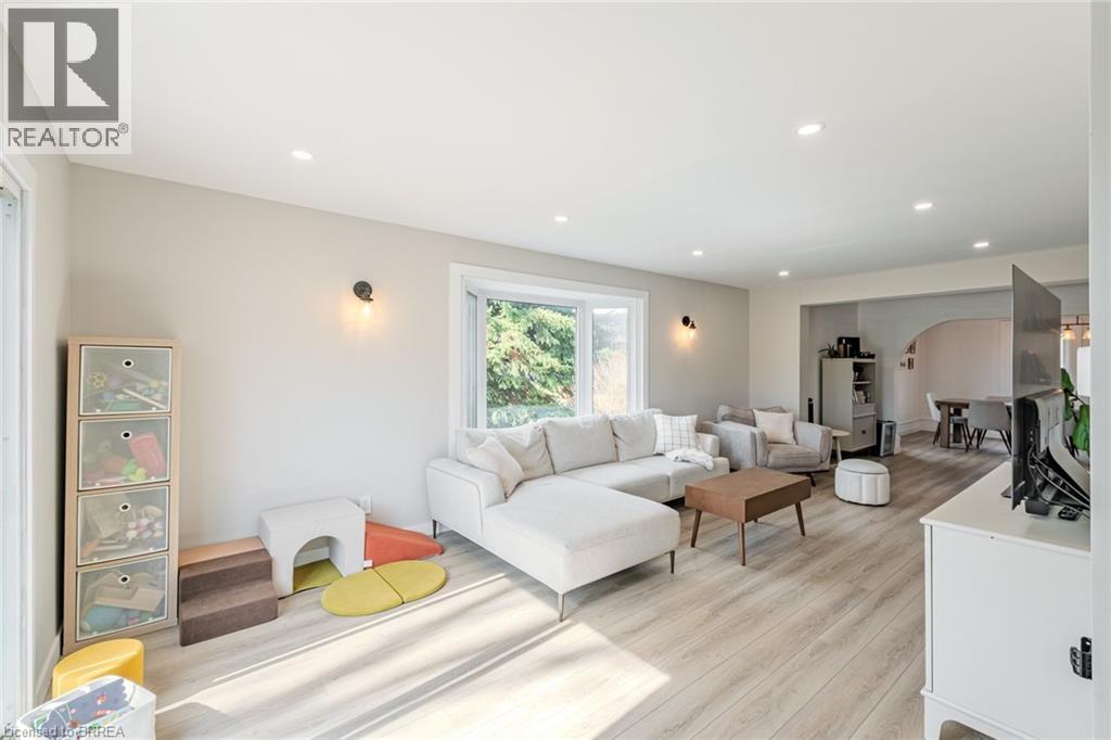 1546 WINDHAM CENTRE Road - 30