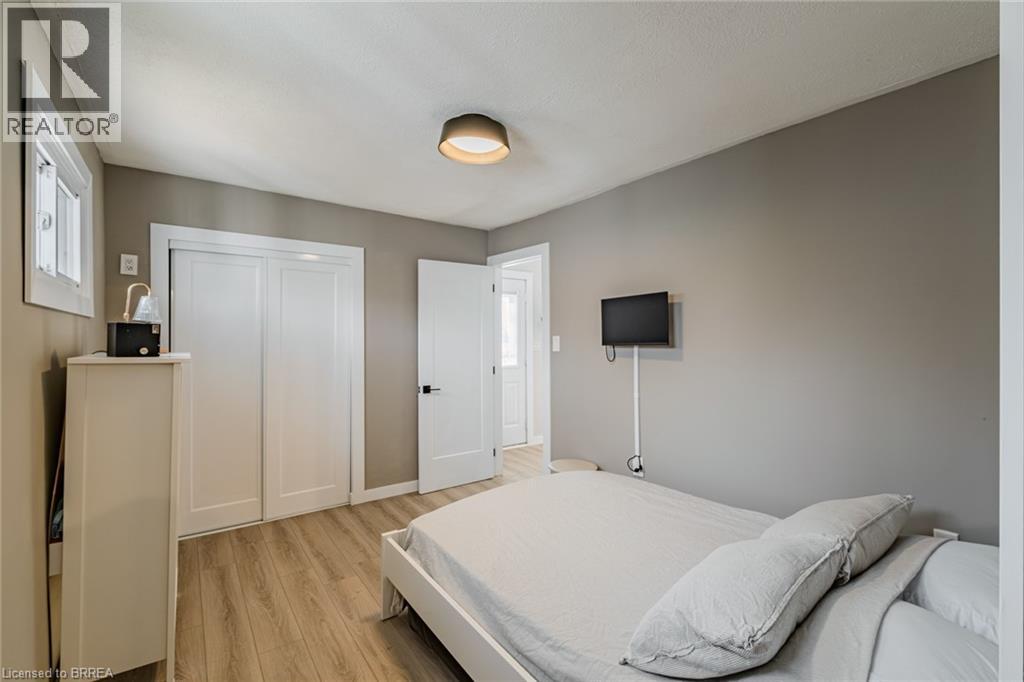 1546 WINDHAM CENTRE Road - 34