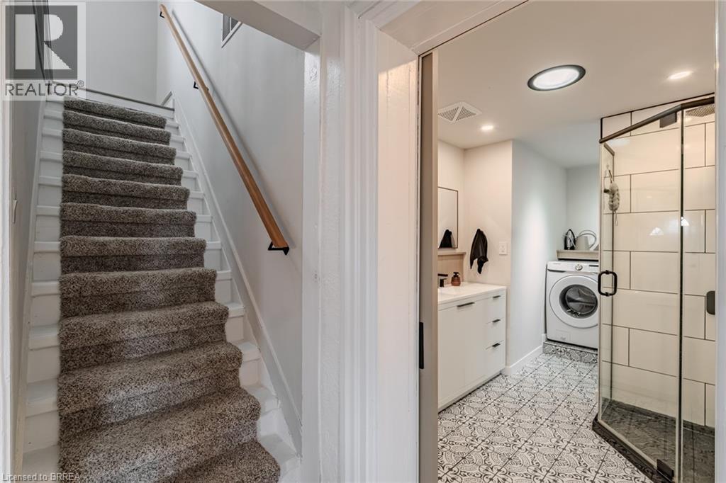 1546 WINDHAM CENTRE Road - 37