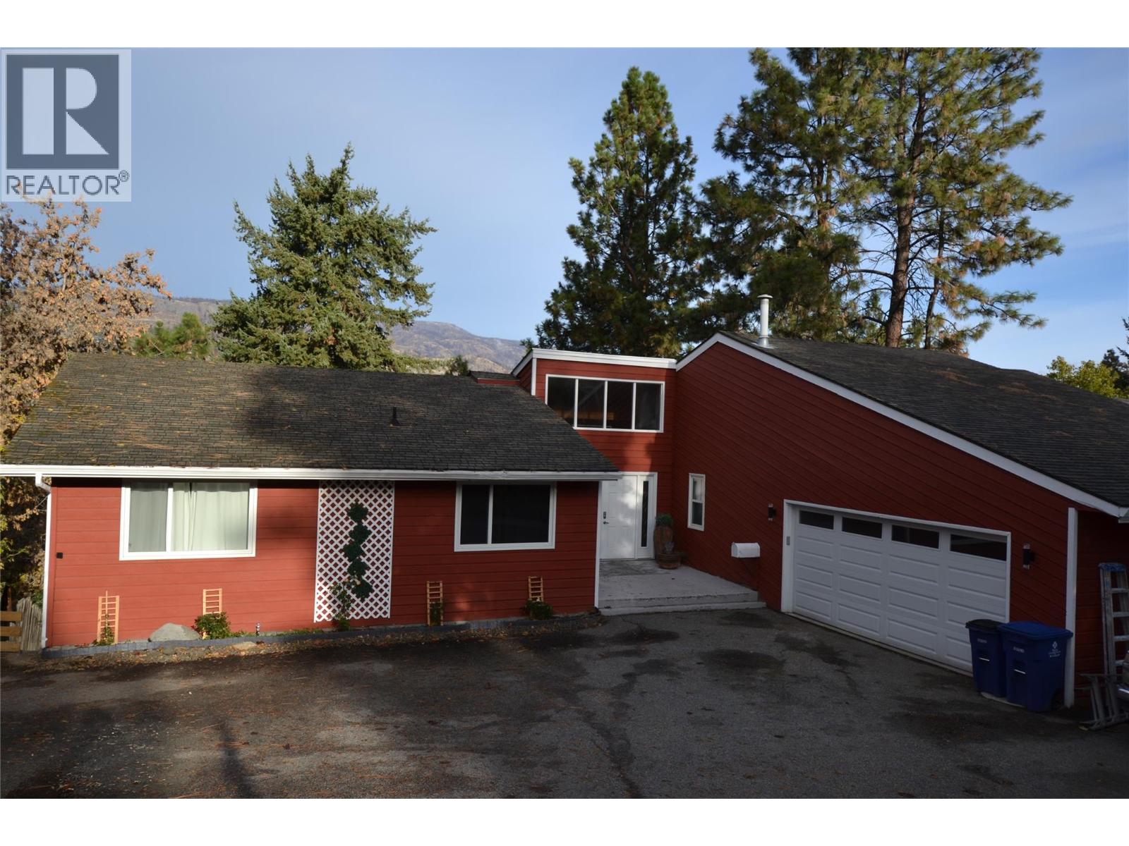 2172 Michelle Crescent, West Kelowna