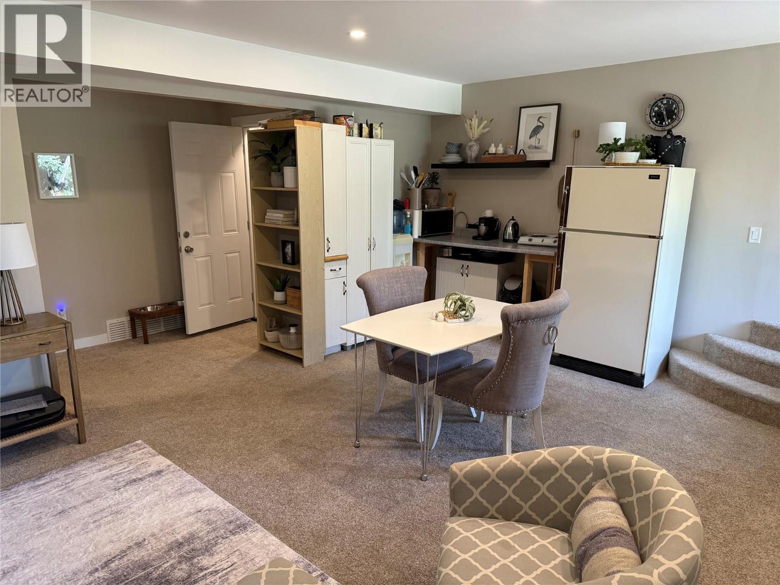 2172 Michelle Crescent, West Kelowna