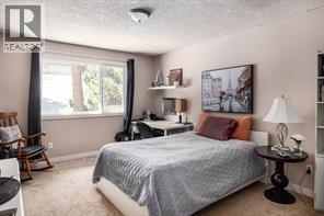 2172 Michelle Crescent - 24