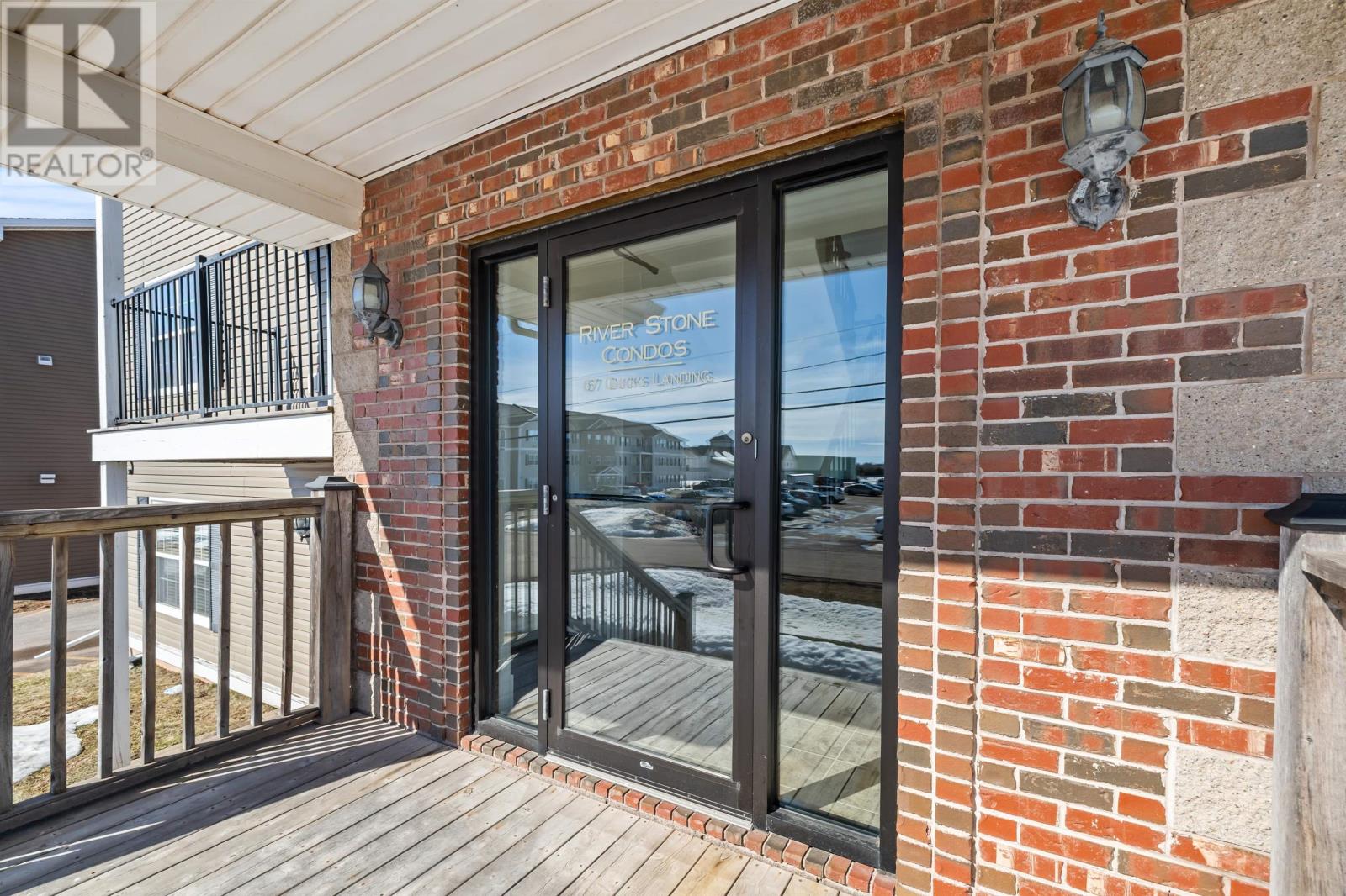 #104 67 DUCK'S LANDING - 4