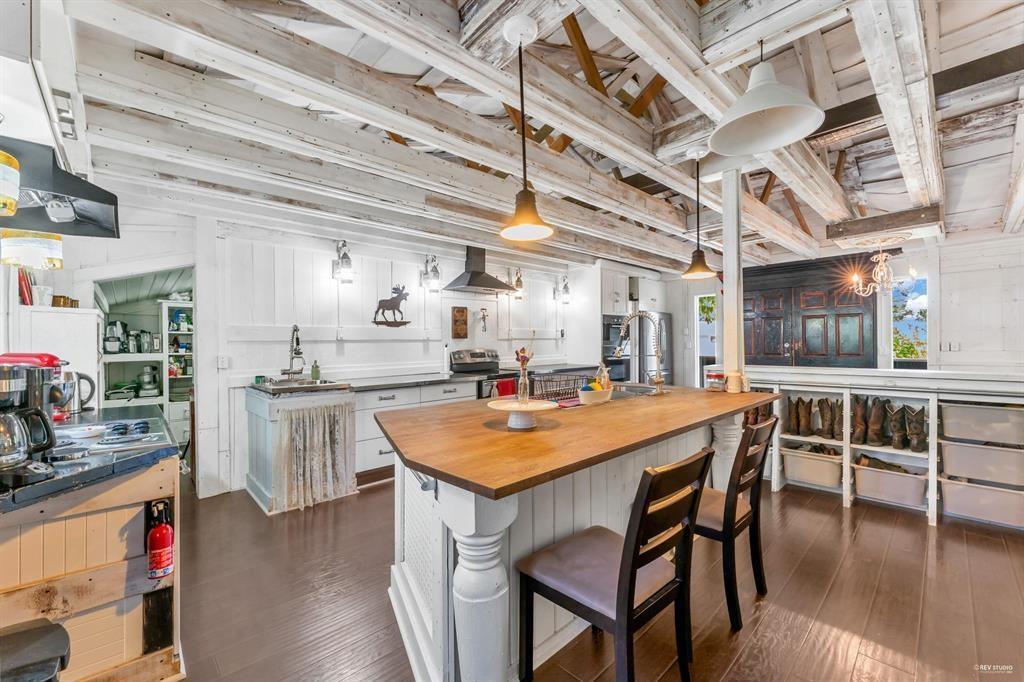 20288 43A Avenue - photo 2