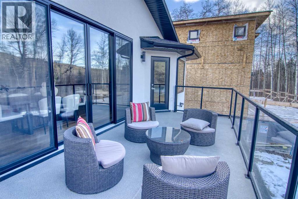 Single Family House Bi-level for Sale in  Bow Crescent NW Bowness Calgary 