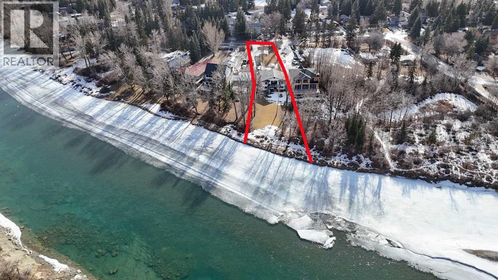 Single Family House Bi-level for Sale in  Bow Crescent NW Bowness Calgary 