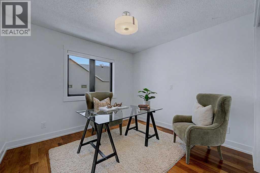 Single Family House Bi-level for Sale in  Bow Crescent NW Bowness Calgary 