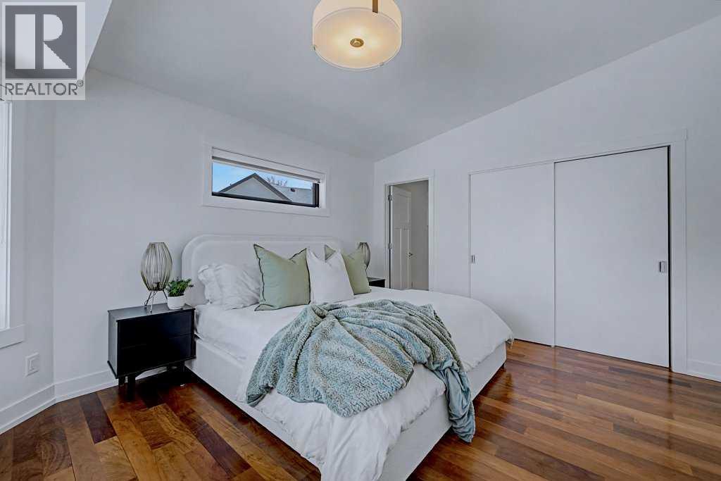 Single Family House Bi-level for Sale in  Bow Crescent NW Bowness Calgary 