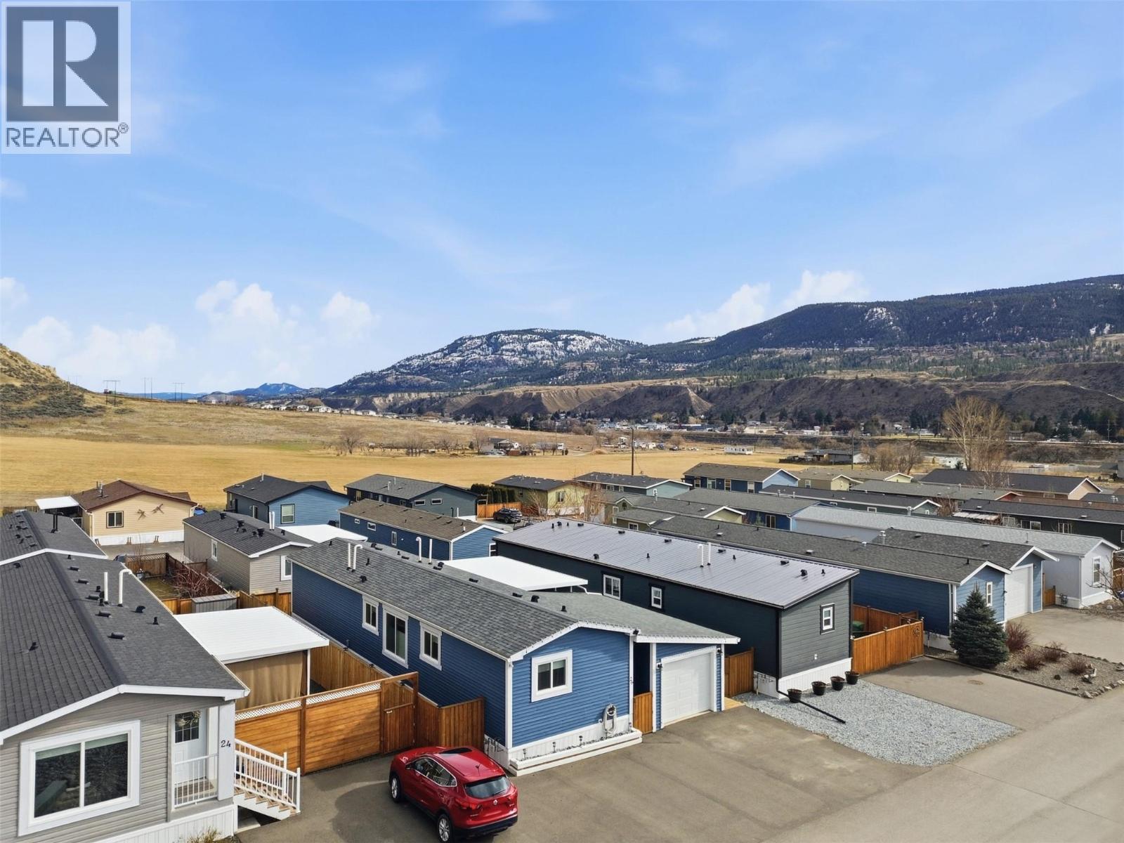 #26 712 SHUSWAP ROAD E - 28