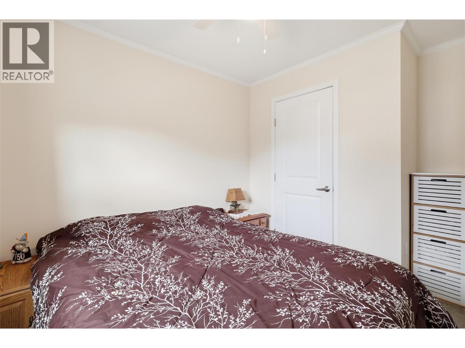 #26 712 SHUSWAP ROAD E - 21