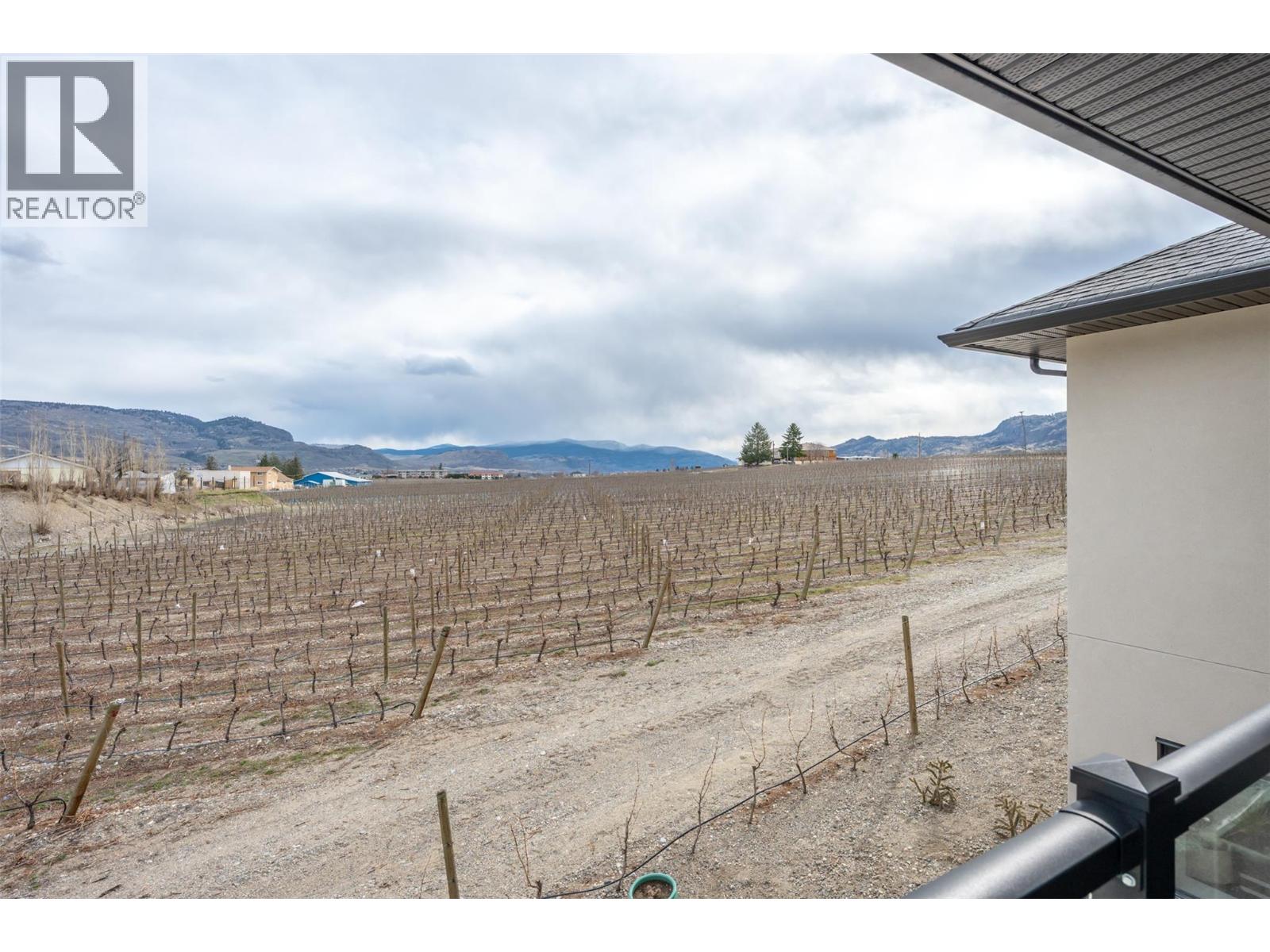 10400 87th Street, Osoyoos