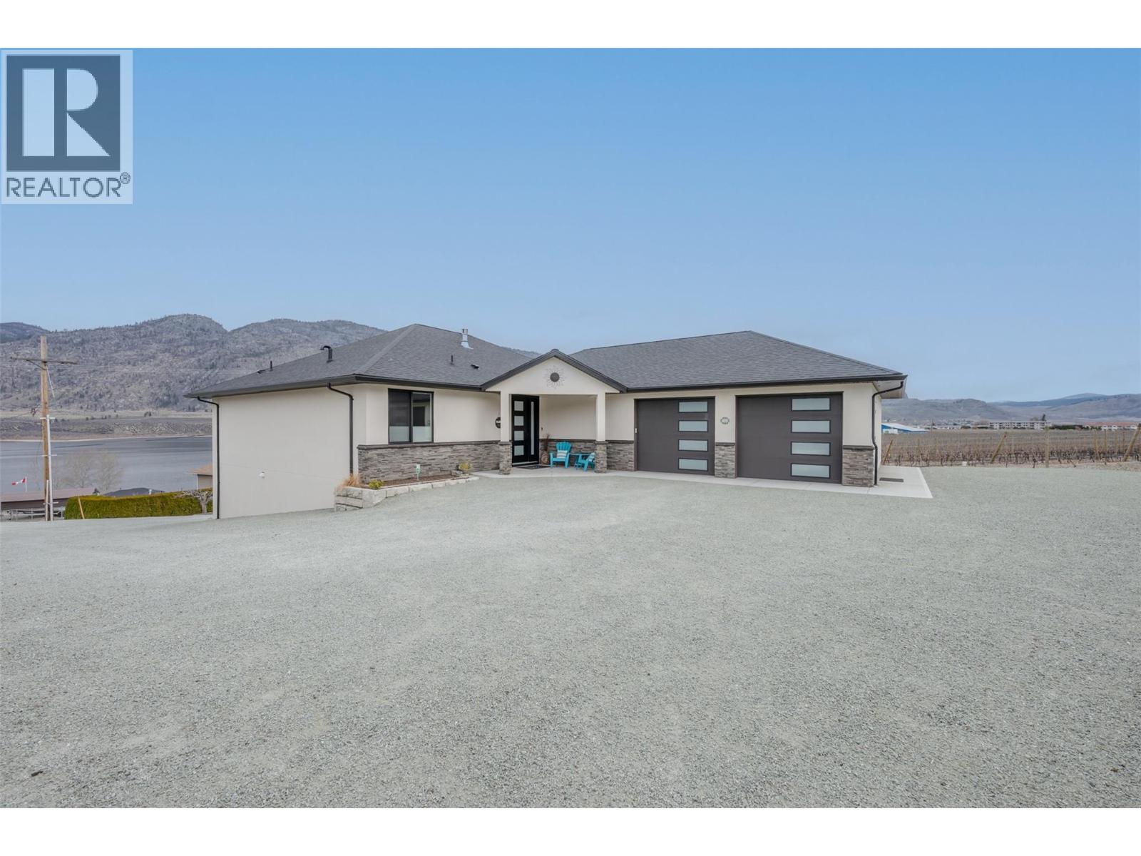 10400 87th Street, Osoyoos