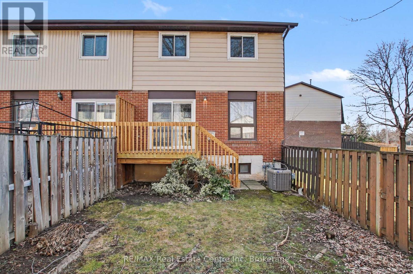 #28 481 PITFIELD ROAD - 19