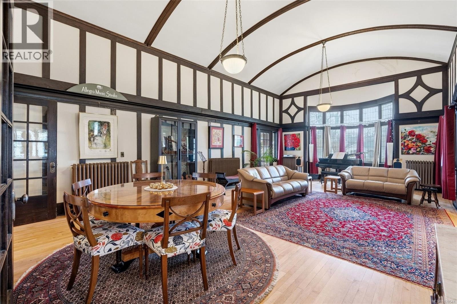 2130 Central Ave, Oak Bay