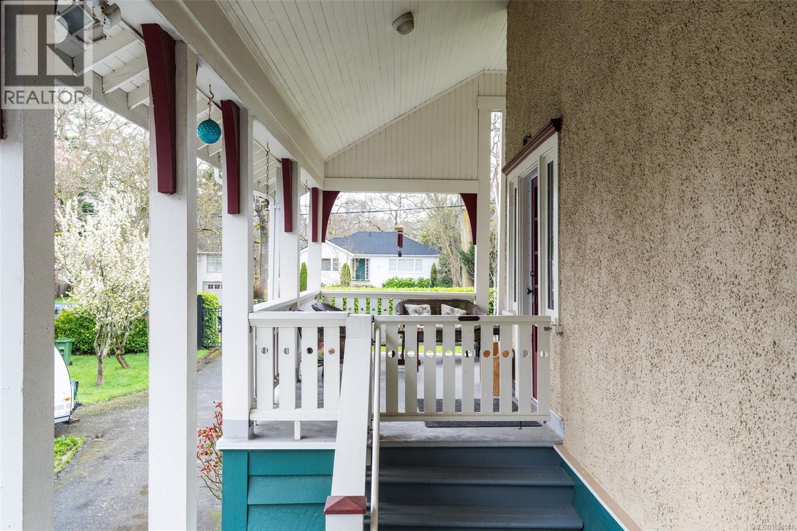 2130 Central Ave, Oak Bay